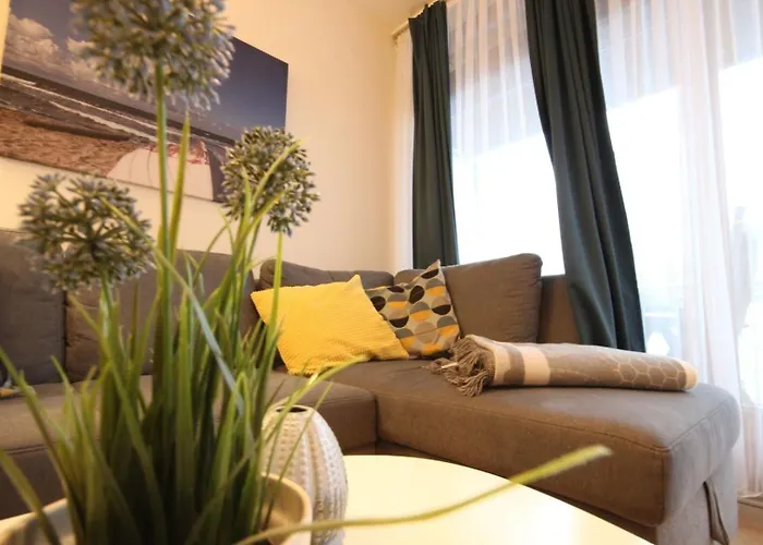 Hamburger Str 2 We 5 *